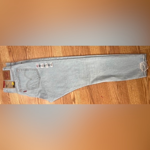 Levi’s 501 - Picture 2 of 3